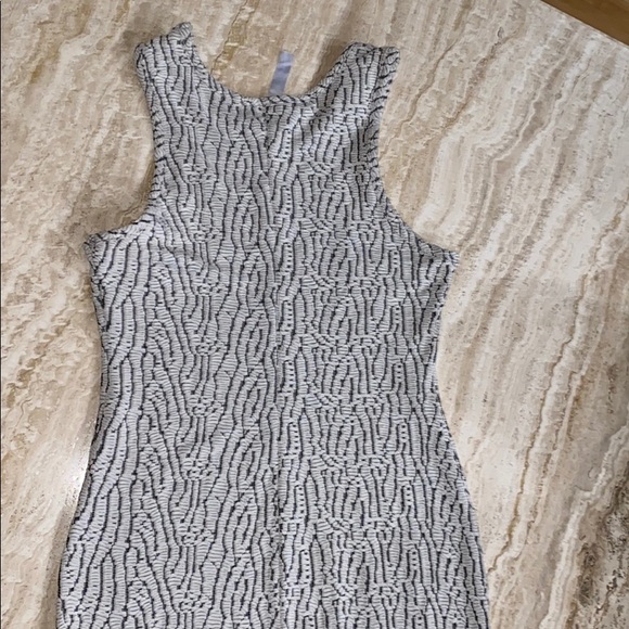 Women Stretchy dress - Picture 7 of 9